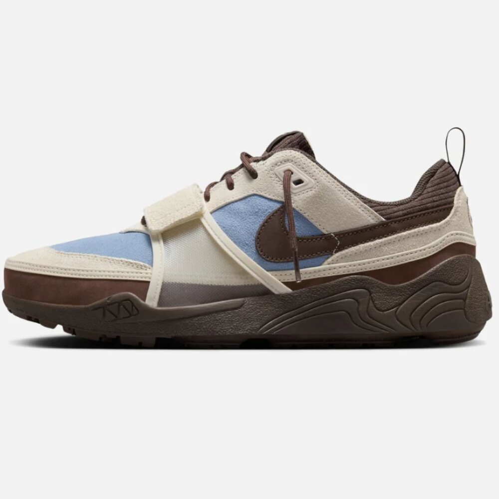 NIKE ZOOM FIELD JAXX